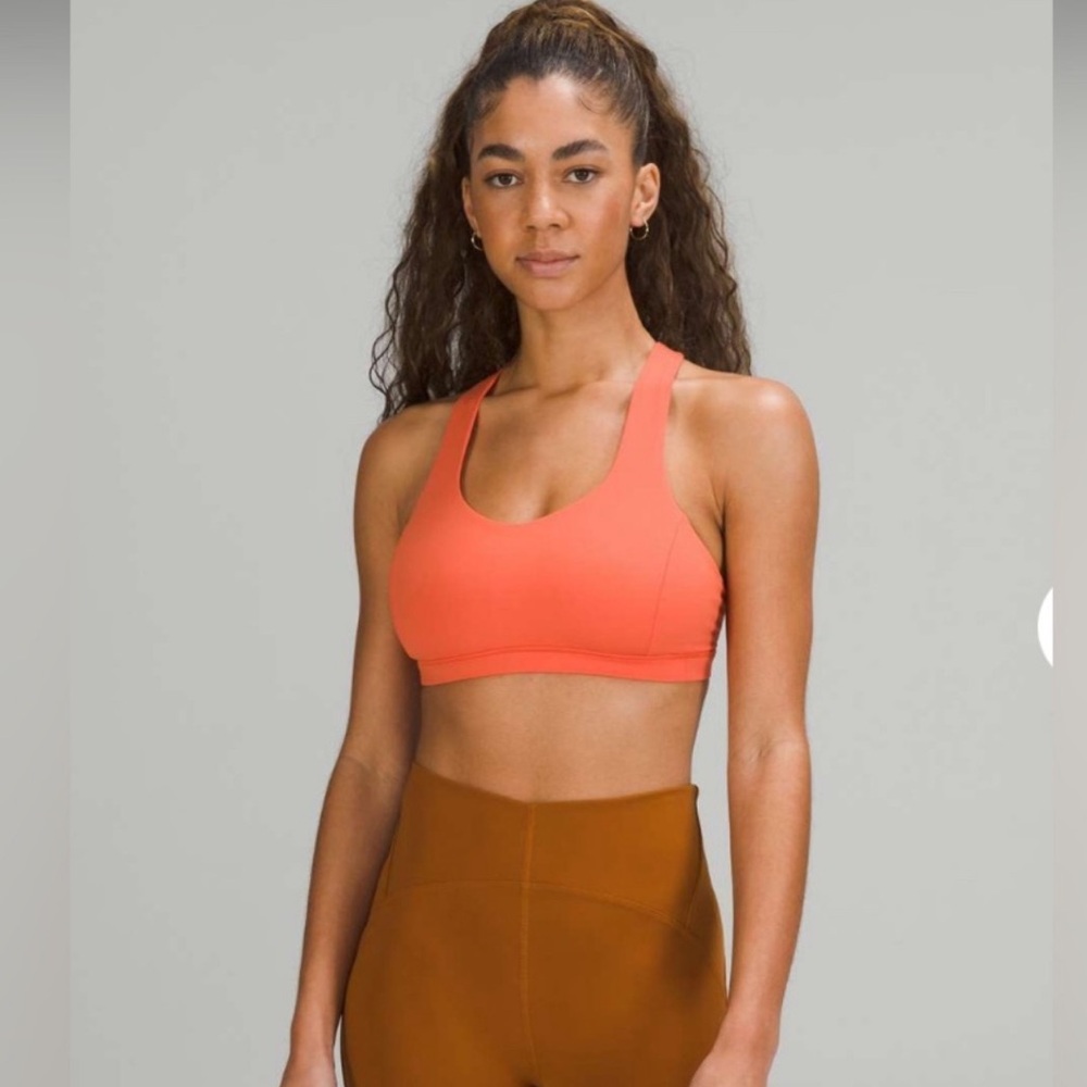 Lululemon Free To Be Serene Sports Bra